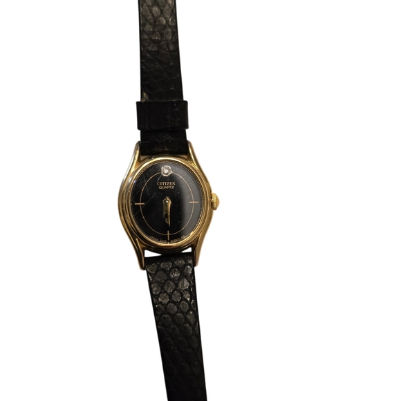 Citizen Black and Gold Vintage Womens Watch Needs Battery - Picture 5 of 8